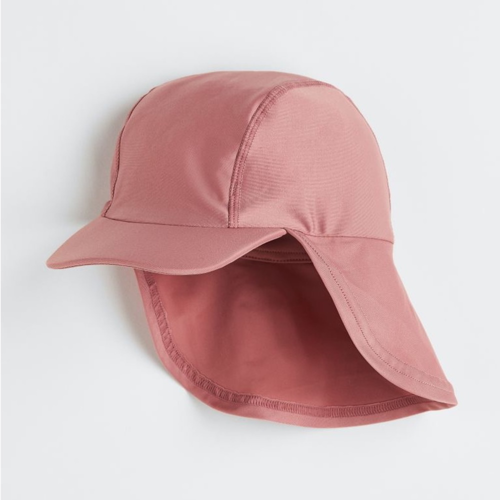 HM Sun Cap UPF 50 (size 1-2Y) NWT
